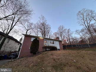 6313 Walhonding Rd, Bethesda, MD 20816