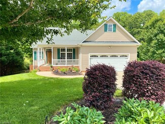 5055 Sheffield Place Dr, Kernersville, NC 27284
