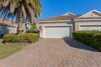 7104 Playa Bella Dr, Bradenton, FL 34209