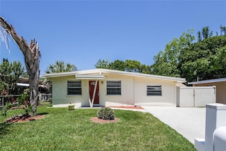 1911 3rd Ave E, Bradenton, FL 34208