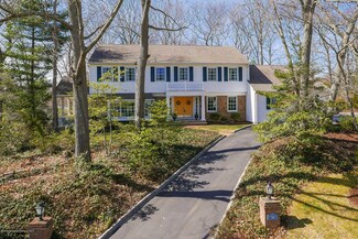 911 Teaberry Ln, Brielle, NJ 08730