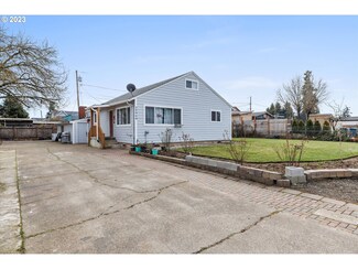 20948 Highway 99e NE, Aurora, OR 97002