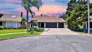 2616 E Hempstead Cir, Anaheim, CA 92806