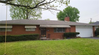 1416 N 64th Dr, Kansas City, KS 66102