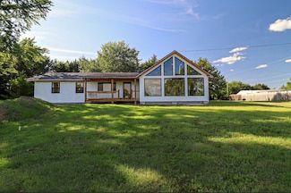 5 Dan Dr, Marion, KS 66861