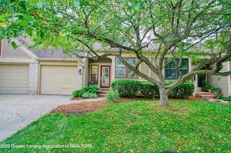 6528 Springtree Ln Unit 31, Lansing, MI 48917