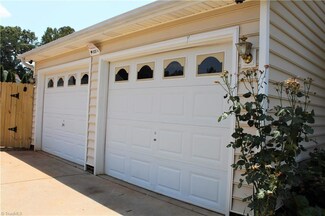 100 Tall Pines Ct, Winston Salem, NC 27107