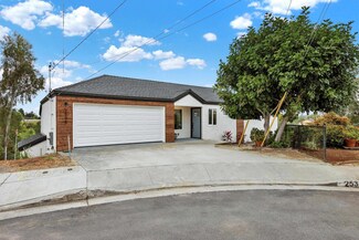 2538 Aaron Ct, San Diego, CA 92105