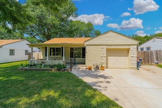 2301 S Pershing St, Wichita, KS 67218