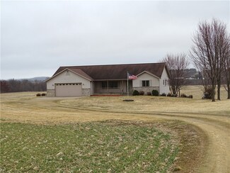 W7899 County Road z, Arkansaw, WI 54721