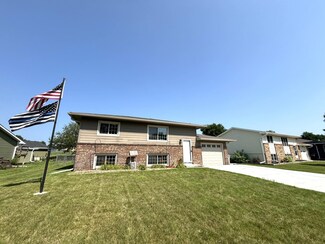 119 Applewood Dr, Norfolk, NE 68701
