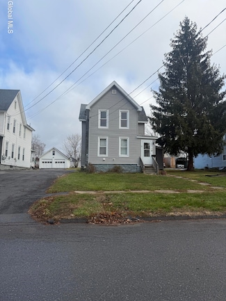 19 Matthew St, Johnstown, NY 12095