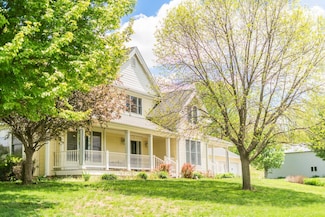 2048 Horse Creek Rd, Sidney, IA 51652