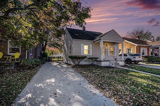 21824 Colony St, Saint Clair Shores, MI 48080