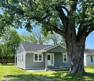 2417 Crystal St, Anderson, IN 46012