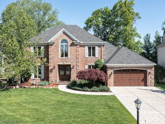 18492 Rustic Hollow, Strongsville, OH 44136