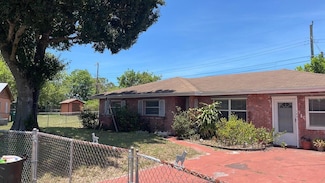 103 Tropic Ct, Fort Pierce, FL 34946