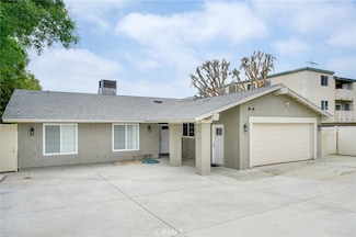 16132 Chatsworth St, Granada Hills, CA 91344