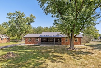 3141 S Theodore Ln, New Palestine, IN 46163