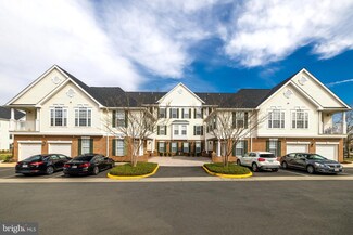 43134 Watercrest Square Unit 302, Chantilly, VA 20152