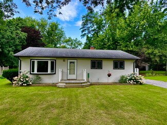 6046 Legion Rd, Stevensville, MI 49127