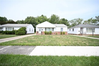 15521 Steinway Blvd, Maple Heights, OH 44137