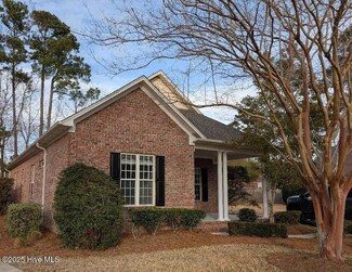 4911 Shaftesbury Place, Wilmington, NC 28409