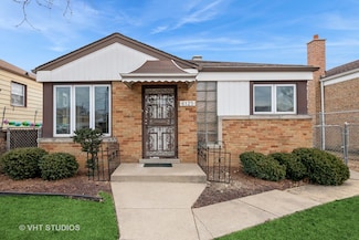 6125 S Nashville Ave, Chicago, IL 60638