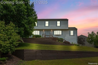 10944 Charring Cross Cir, Whitmore Lake, MI 48189