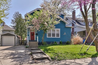 902 S Orchard St, Urbana, IL 61801