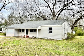 1012 N Jackson St, Brookhaven, MS 39601
