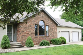 200 N Blair Dr, Stockton, MO 65785