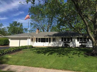 2115 Otsego Dr, Fort Wayne, IN 46825