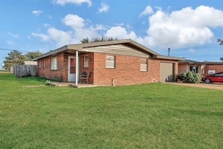 18 E Anchor Dr, Sayre, OK 73662