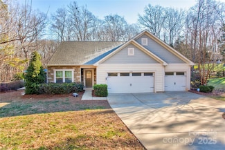 7324 Friar Tuck Ln, Charlotte, NC 28227
