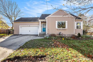 1326 Park St SW, Grand Rapids, MI 49504