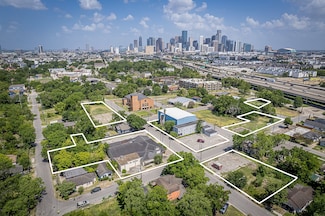 3229 Hadley St, Houston, TX 77004