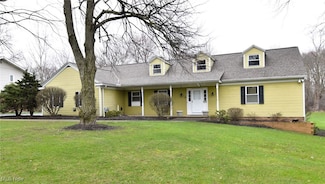 2649 Windy Hill Dr, Cleveland, OH 44124