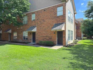 710 E Boyd Dr Unit 301, Baton Rouge, LA 70808