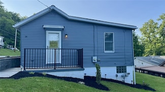 14 Haywood St, Monongahela, PA 15063