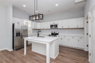 156 W Westover Ave, Colonial Heights, VA 23834