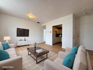 6 S Washington St Unit 304, North Attleboro, MA 02760