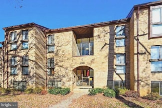 2044 Royal Fern Ct Unit 19/2A, Reston, VA 20191