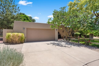 7816 Charger Trail NE, Albuquerque, NM 87109