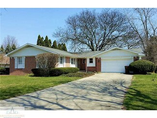 1126 Shelter Ln, Lansing, MI 48912