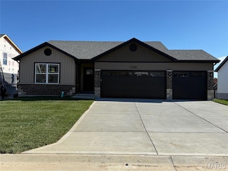 1159 Marathon Dr, Foristell, MO 63348