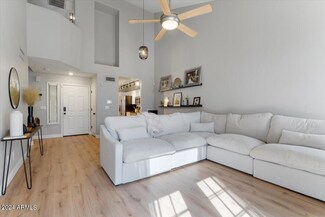1119 W Mango Dr, Gilbert, AZ 85233