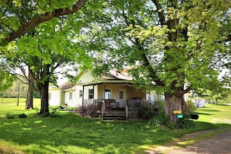 8361 Lockwood Rd, Caneadea, NY 14717