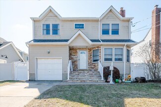 418 Clive Place, Oceanside, NY 11572