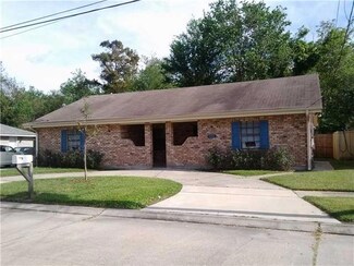 3313 Meraux Ln, Violet, LA 70092